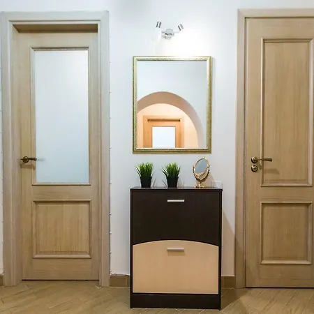 Apartamento 3 In The Centr Leópolis