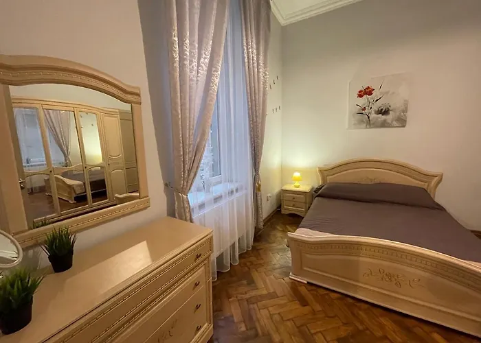 3 In The Centr Львів