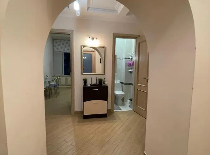 3 In The Centr Апартаменти *