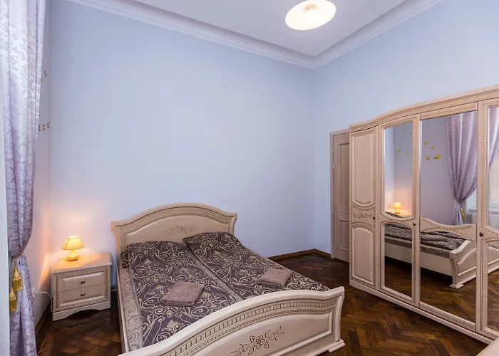 3 In The Centr Львів