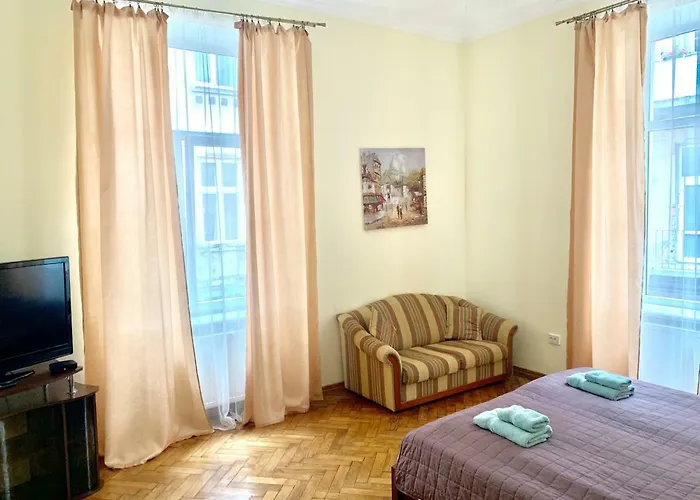 3 In The Centr Apartment