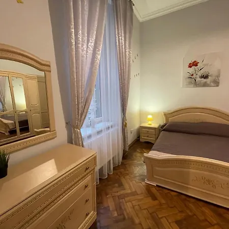 3 In The Centr Lviv